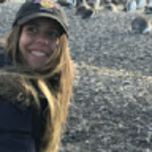 Meet your Posher, Luiza